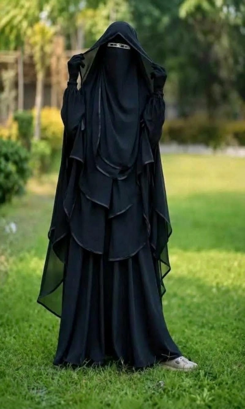 Muslima Dubai Cherry Abaya